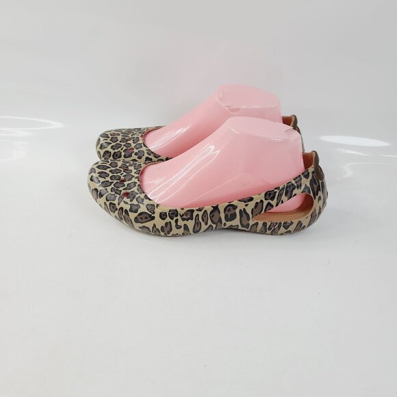 Crocs Kadee Women's Tan Brown Leopard Print Slip On Ballet Flats Size US 8 - Picture 2 of 7